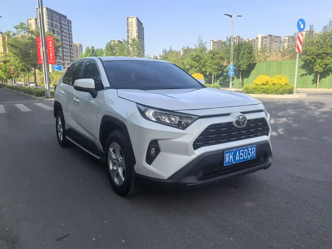 Toyota RAV4 Rongfang 2024 2.0L CVT FWD Urban Edition фото 3