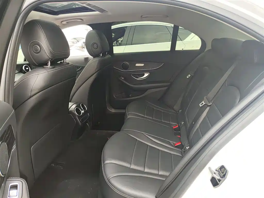 Mercedes-Benz C-Class 2019 C 180 L Fashion Sport Edition фото 17