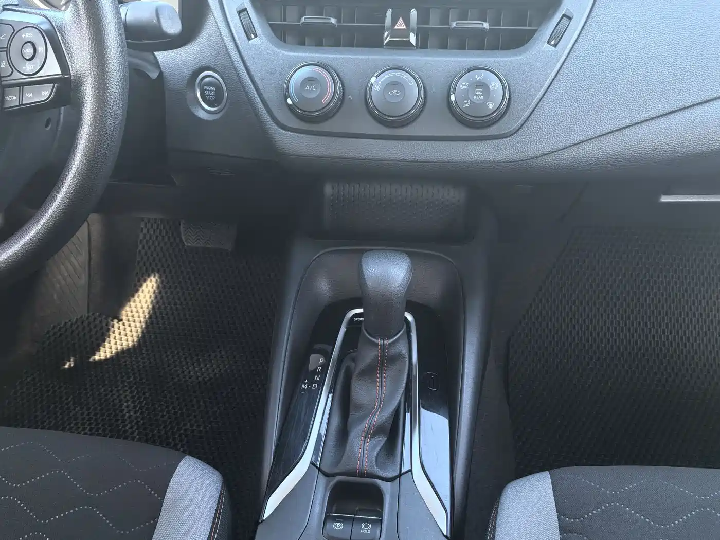 Toyota Corolla 2023 1.2T Pioneer Edition фото 6