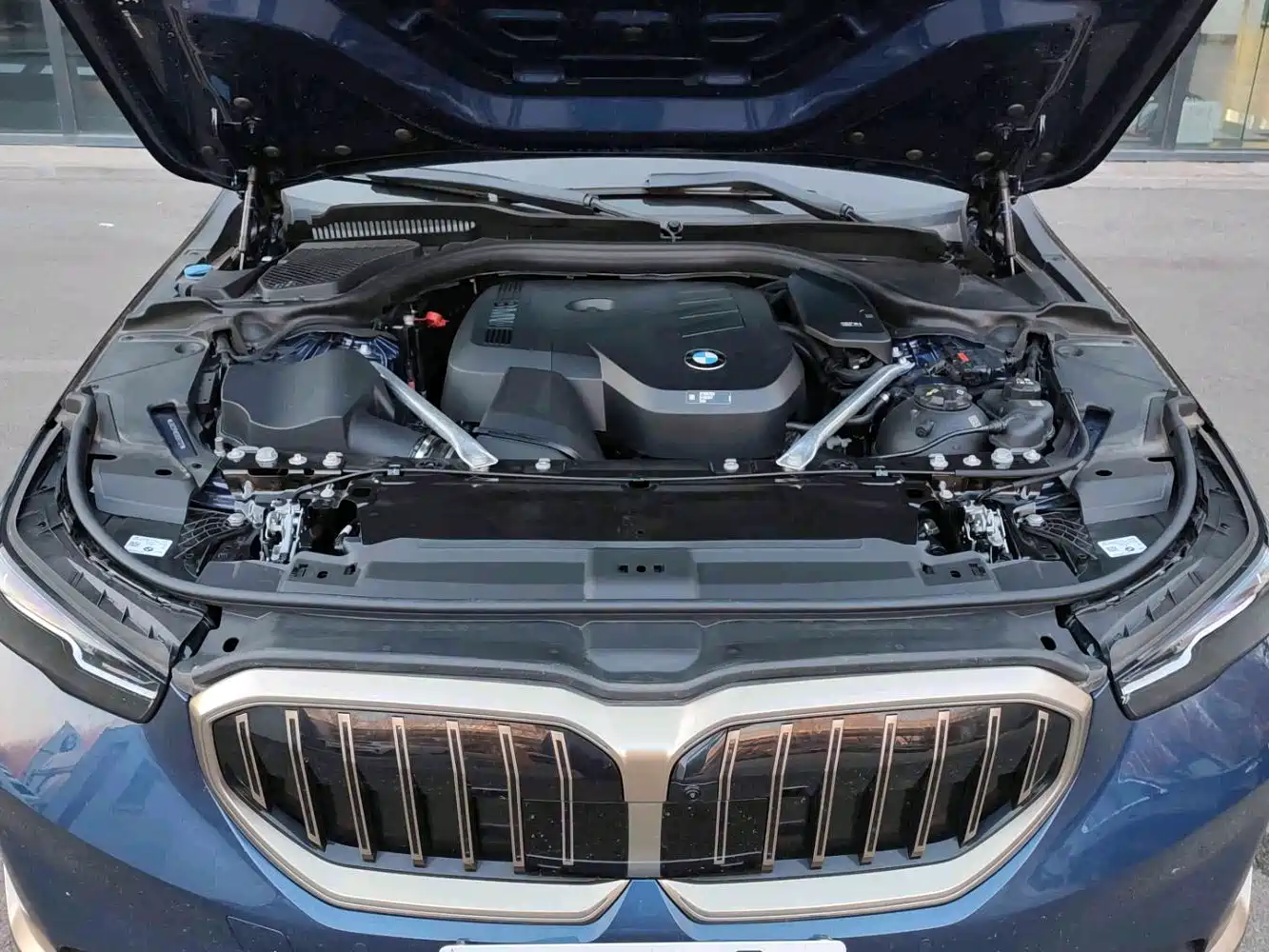 BMW 5 Series 2024 530Li Premium Luxury Package фото 14