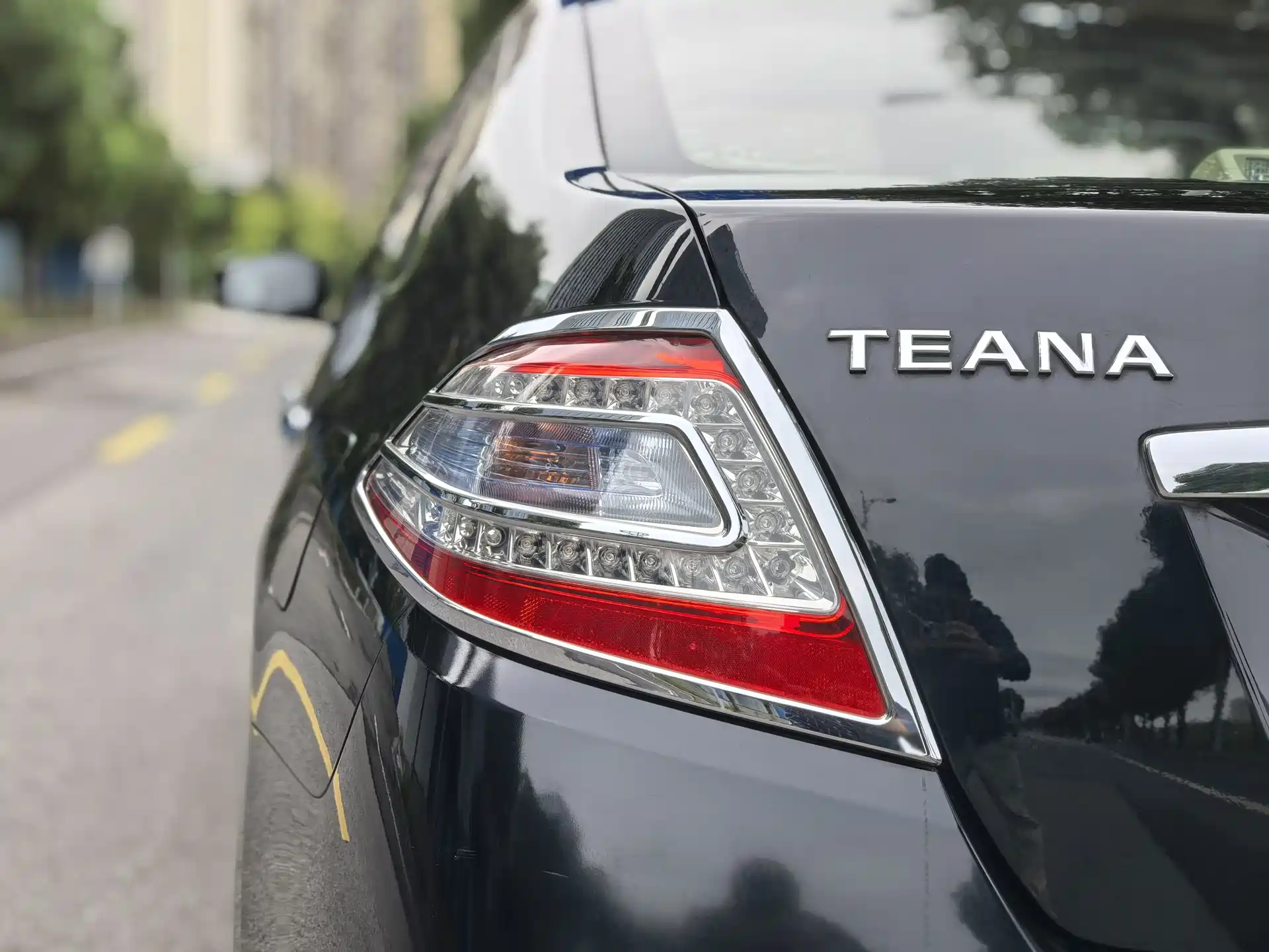 Photo 10 - Nissan Teana