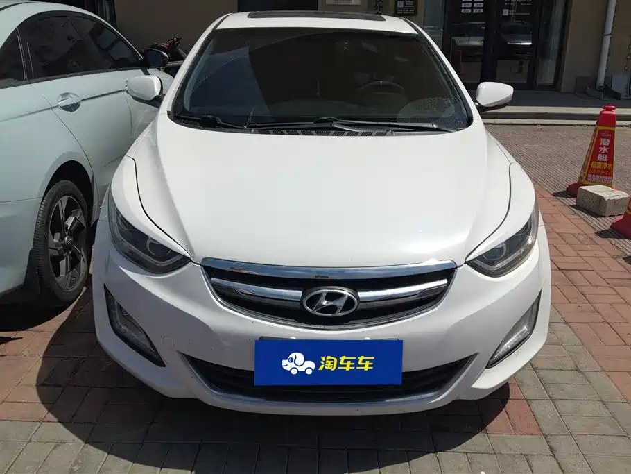 Hyundai Langdong 2015 1.6L Auto Premium фото 2