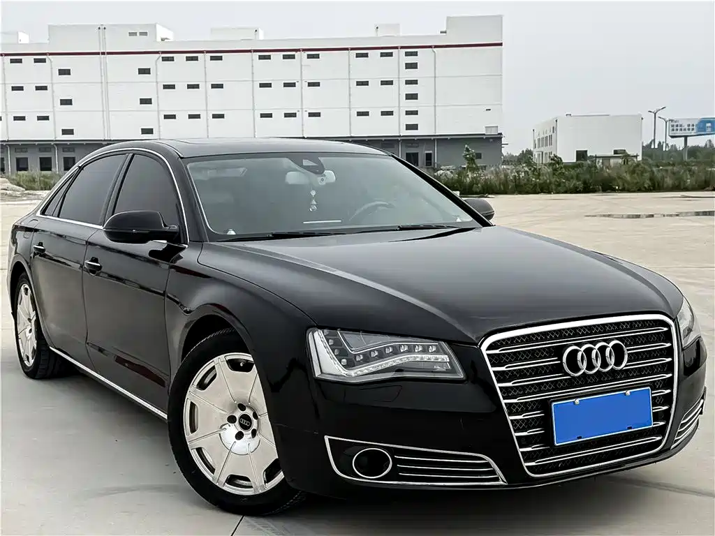 Audi A8 2013 A8L 50 TFSI quattro Premium фото 2