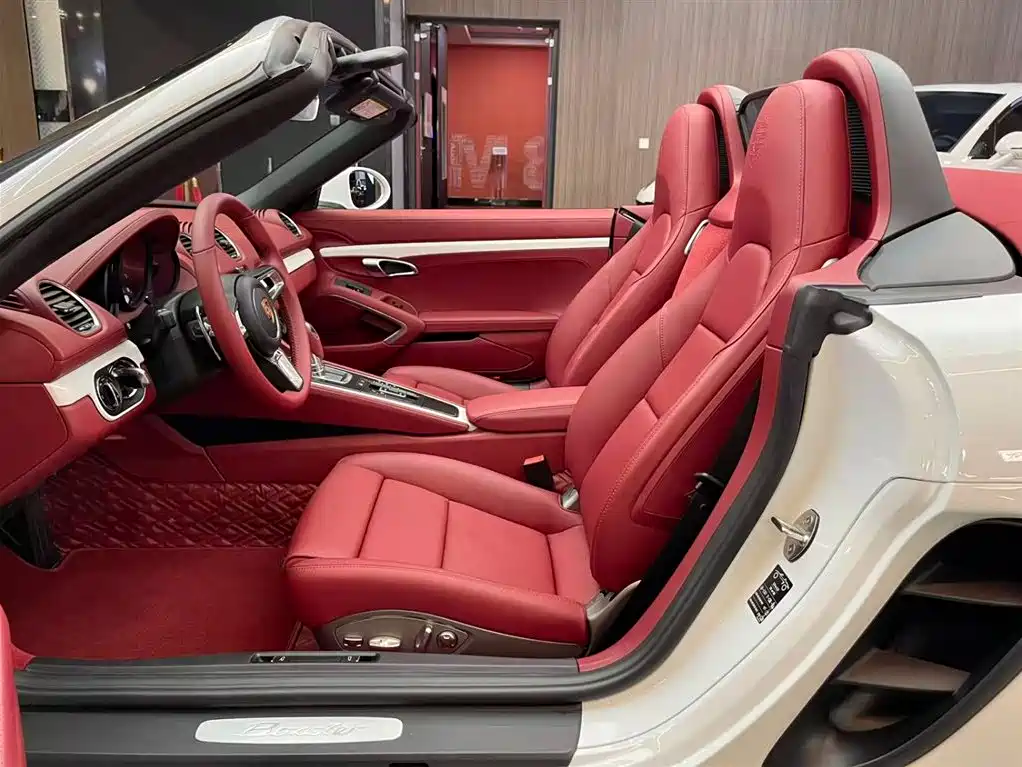 Porsche 718 2022 Boxster 2.0T фото 4