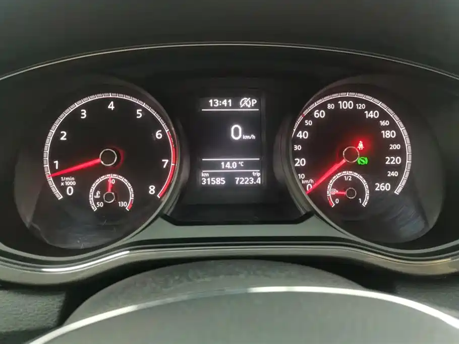 Volkswagen Passat 2017 330TSI DSG Prestige фото 14