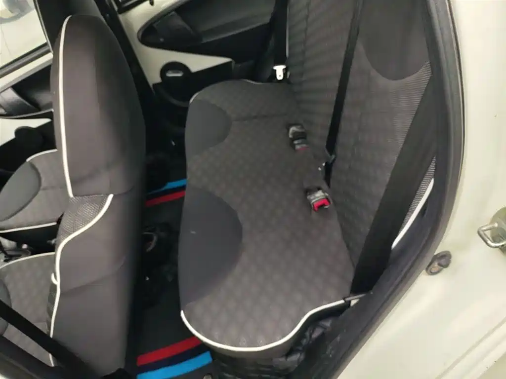 BYD F0 2015 1.0L AMT Xuan Cool Edition фото 17