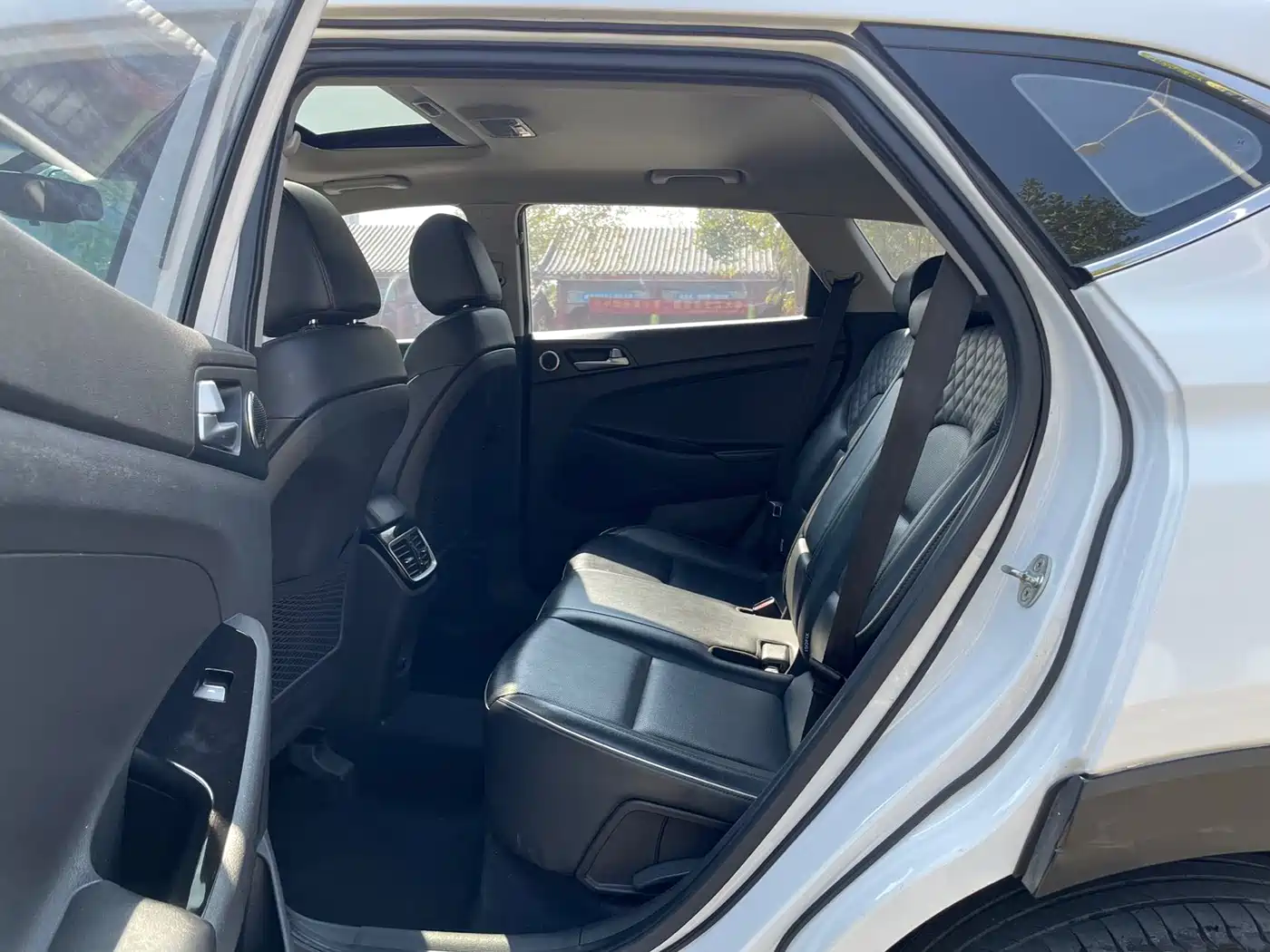 Hyundai Tucson 2019 280TGDi Dual-clutch 2WD Smart Connect Edition China VI фото 5