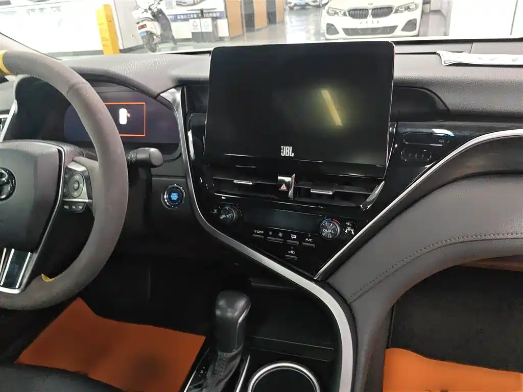 Toyota Camry 2021 2.5G Luxury Edition фото 5