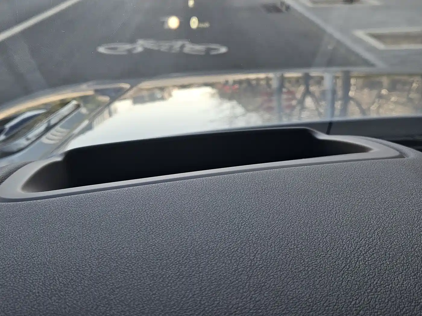 Land Rover Range Rover Sport 2021 3.0 L6 Gloss Black Edition фото 13