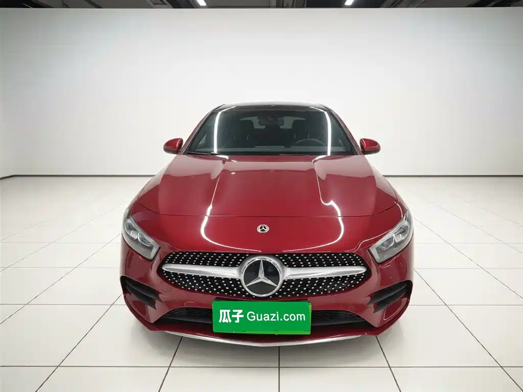 Mercedes-Benz A-Class 2021 A 200 L Sport Sedan Dynamic Type фото 3
