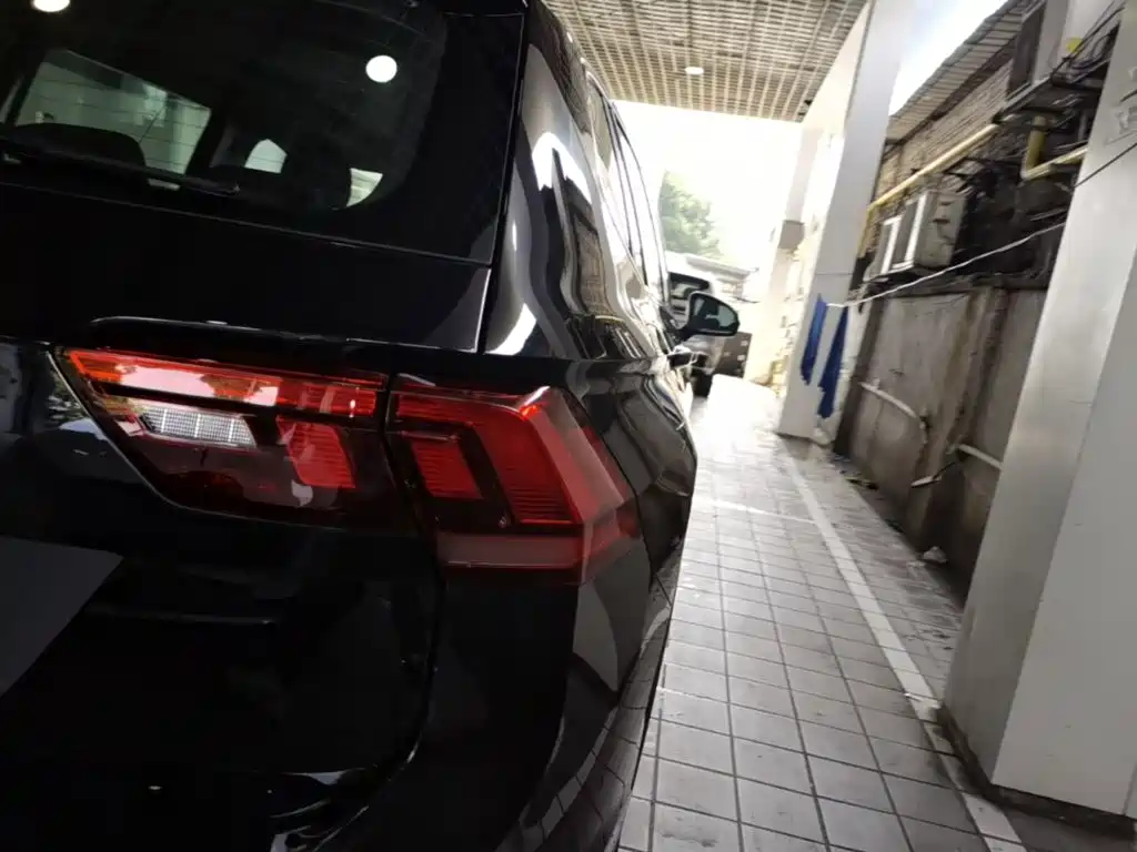 Volkswagen Tiguan L 2026 2025 Model 300TSI Auto 2WD Dragon Edition