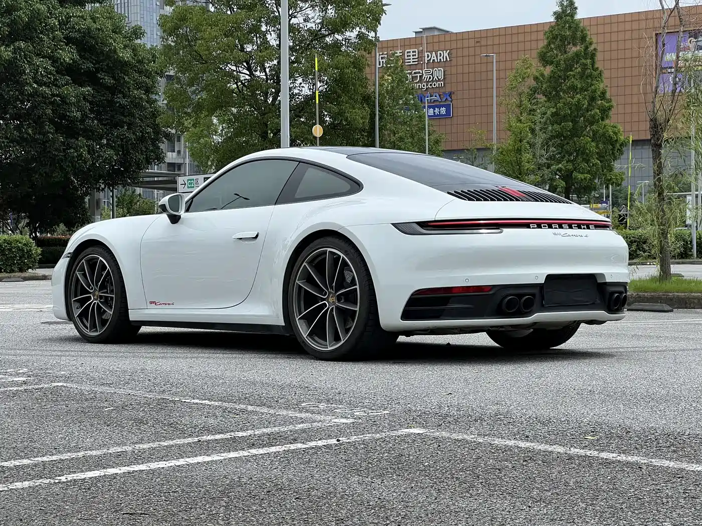 Porsche 911 2023 Carrera 4 3.0T фото 7