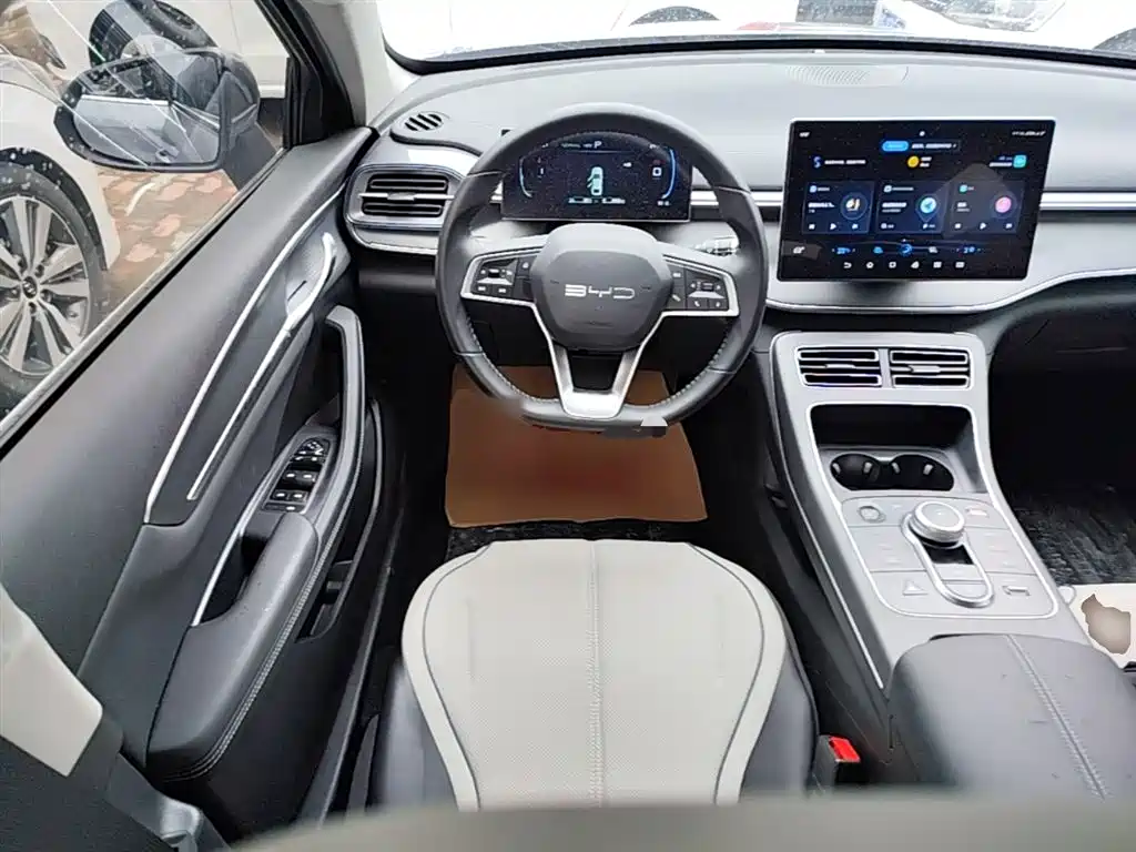 BYD Destroyer 05 2024 Glory Edition DM-i 55KM Luxury фото 17