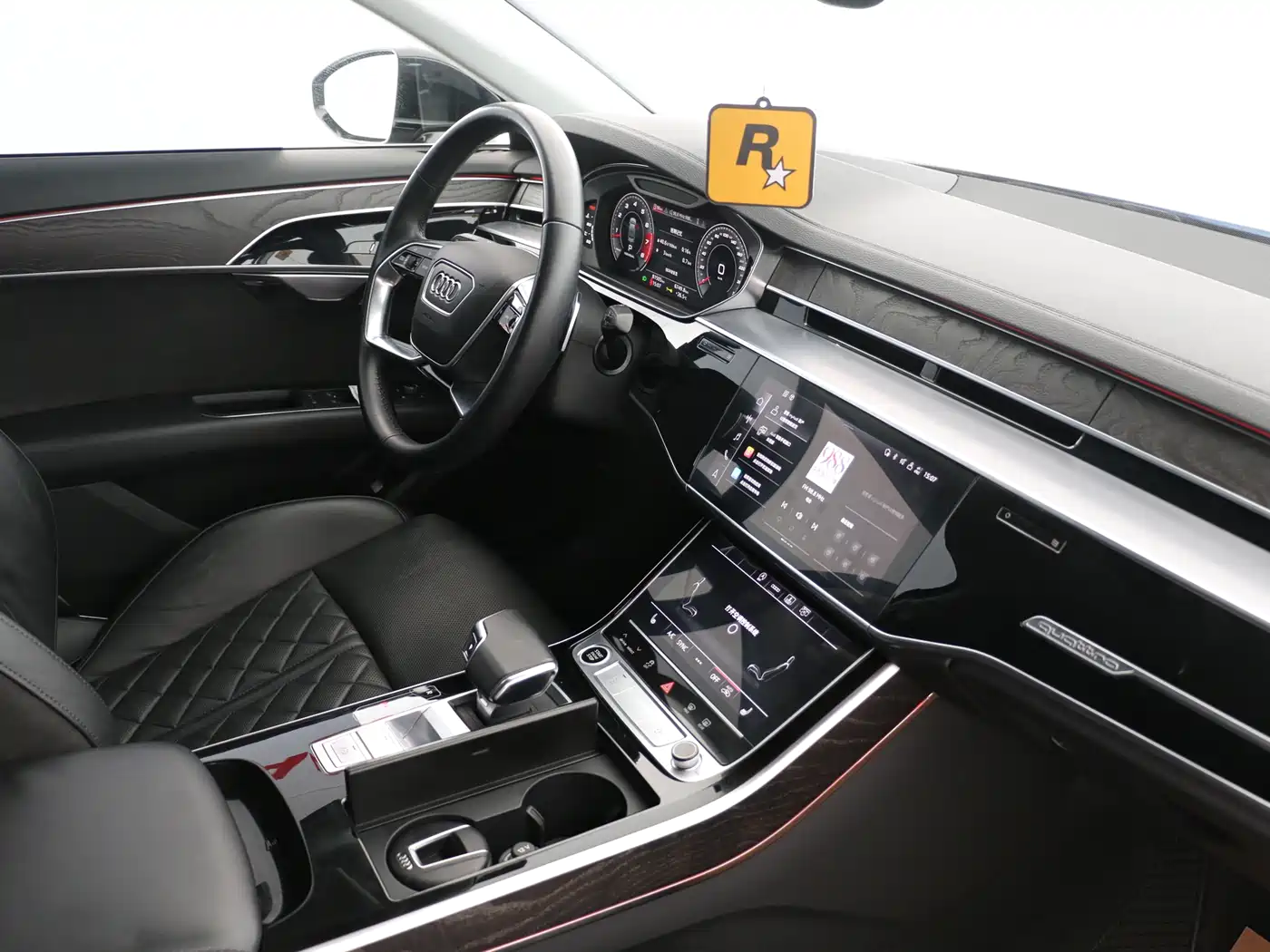 Audi A8 2021 A8L 50 TFSI quattro Comfort фото 12