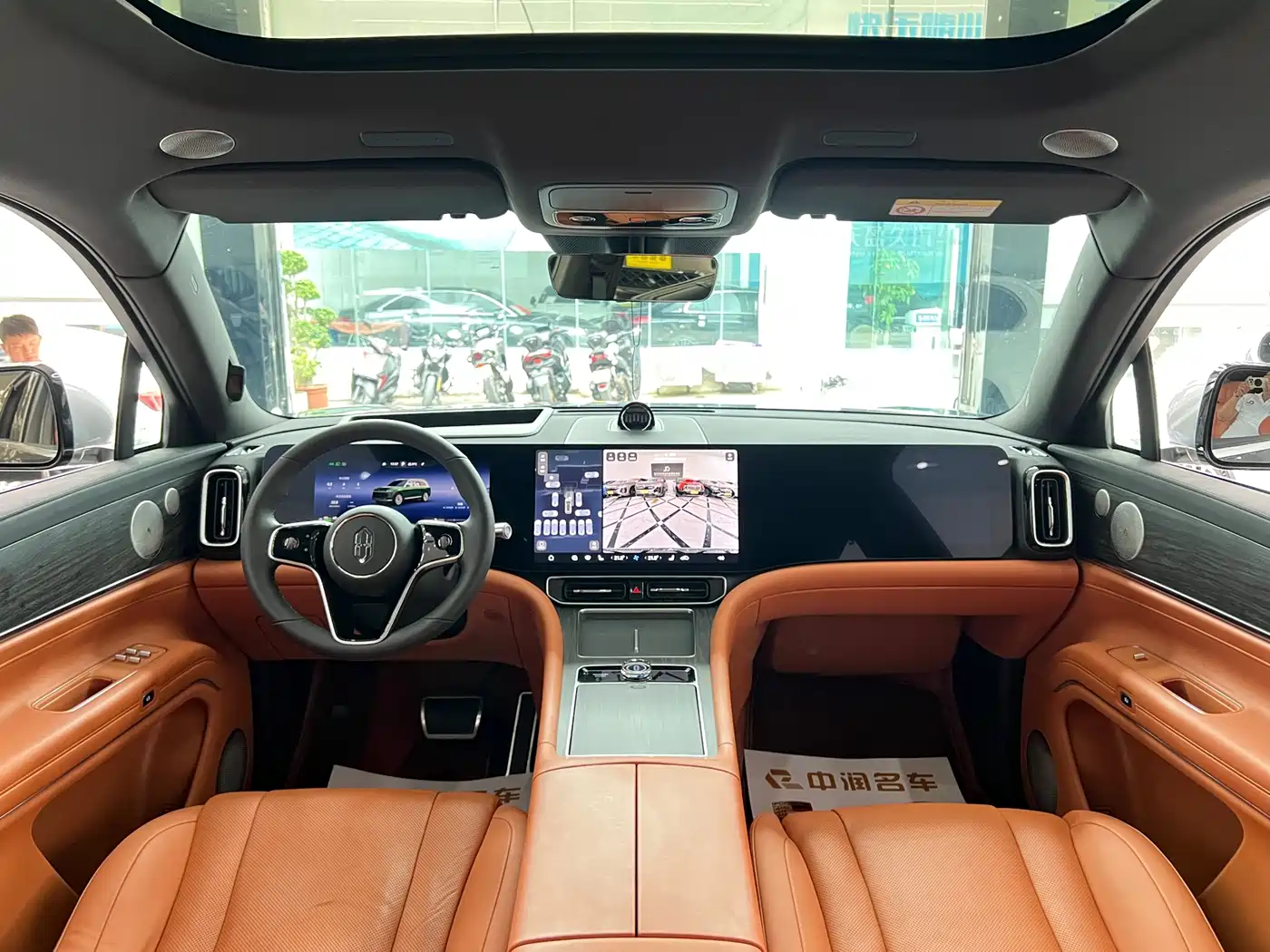 AITO Wenjie AITO M9 2024 Range Extender Max Edition 42kWh 6-seater фото 10
