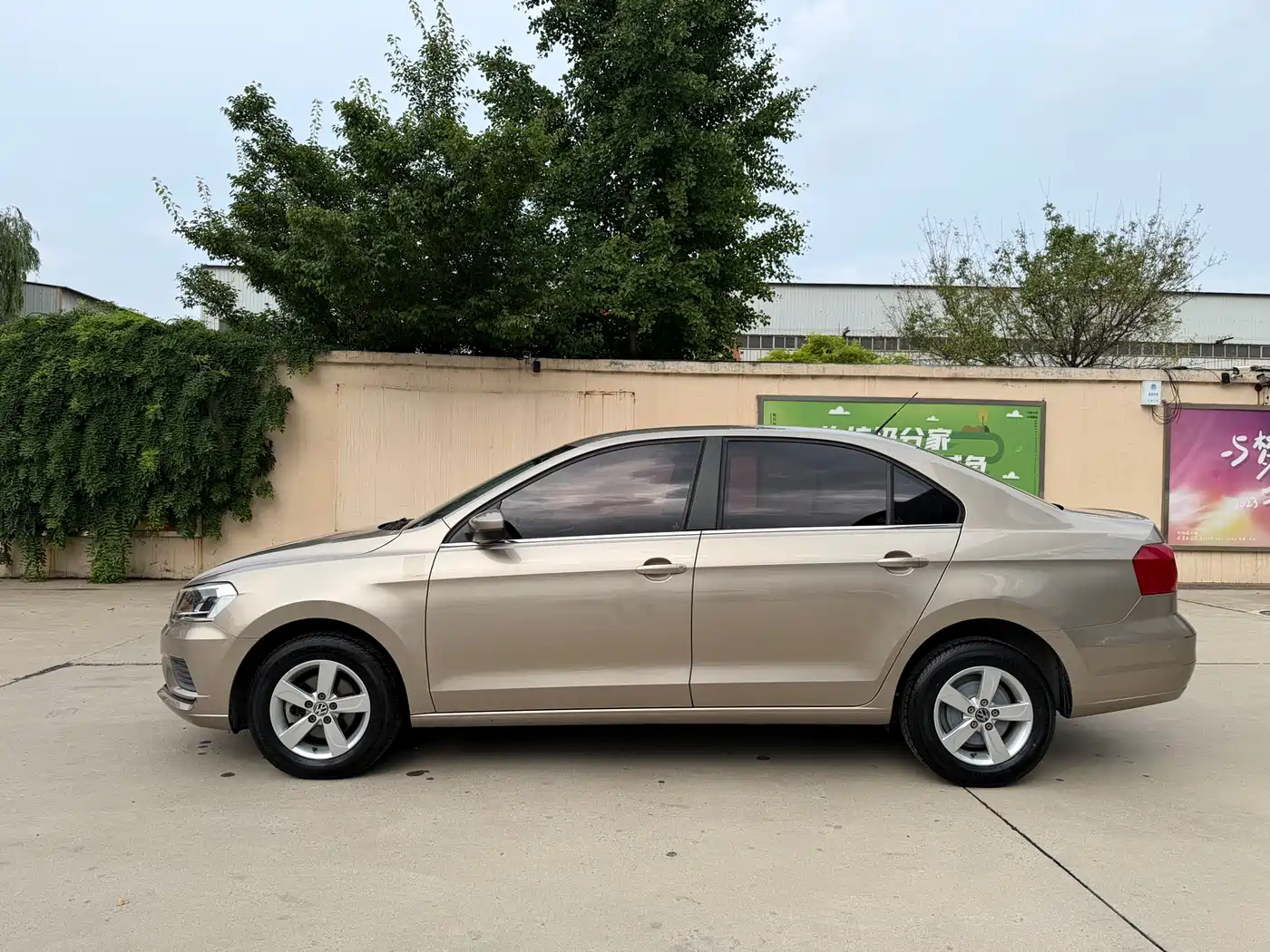 Volkswagen Jetta 2017 1.5L Automatic Fashion фото 4
