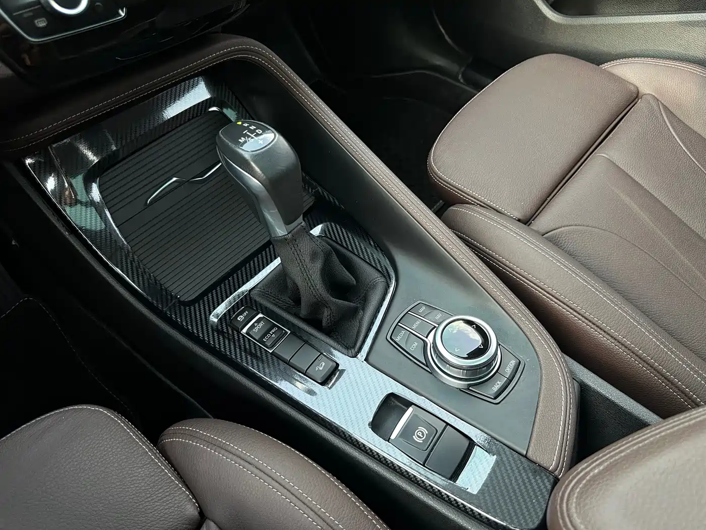 BMW X1 2018 xDrive20Li Premium Model фото 7
