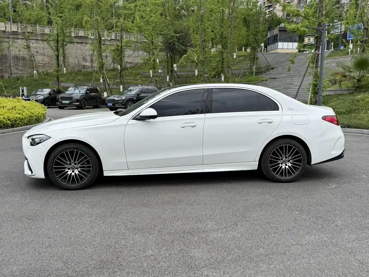 Mercedes-Benz C-Class 2023 Facelift C 260 L Sport Edition фото 4