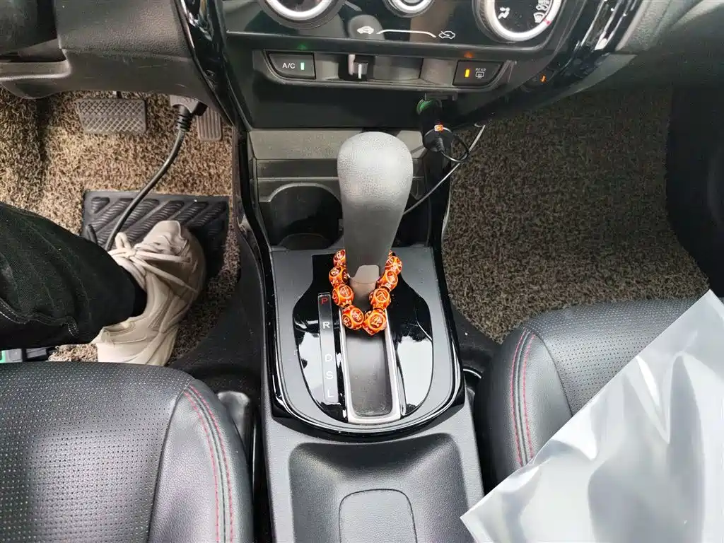 Honda Greiz 2017 2016 1.5L CVT Fashion Edition