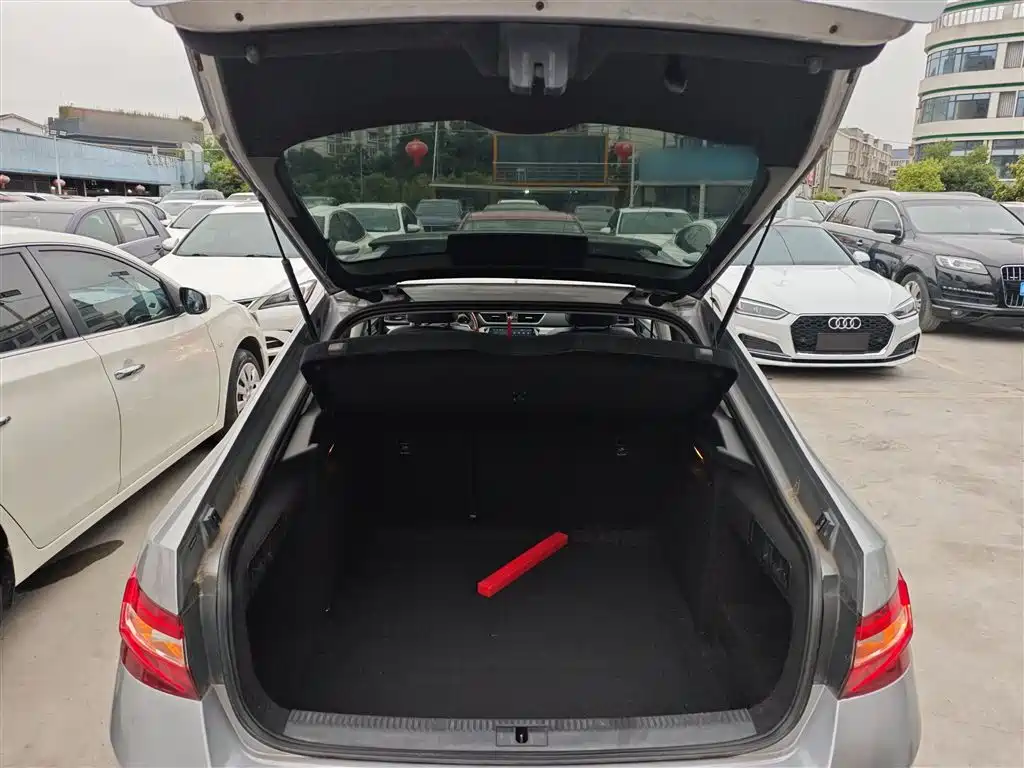 Škoda Superb 2019 TSI280 DSG Comfort Edition фото 19