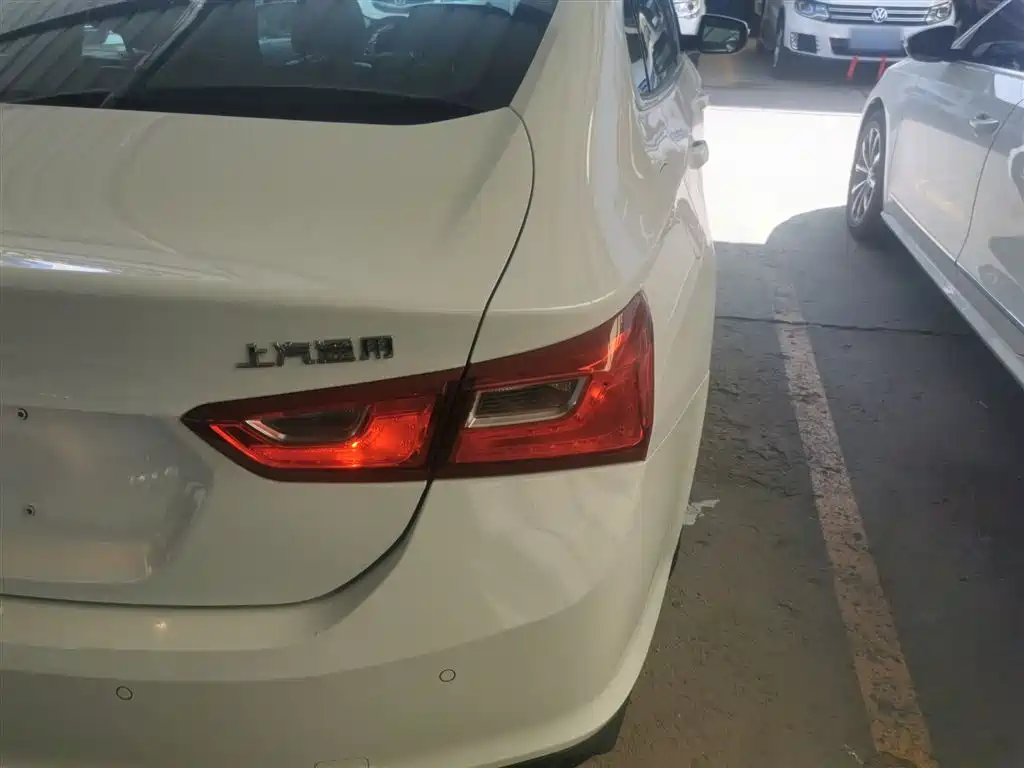 Chevrolet Malibu XL 2017 1.5T Auto Sport Edition фото 24