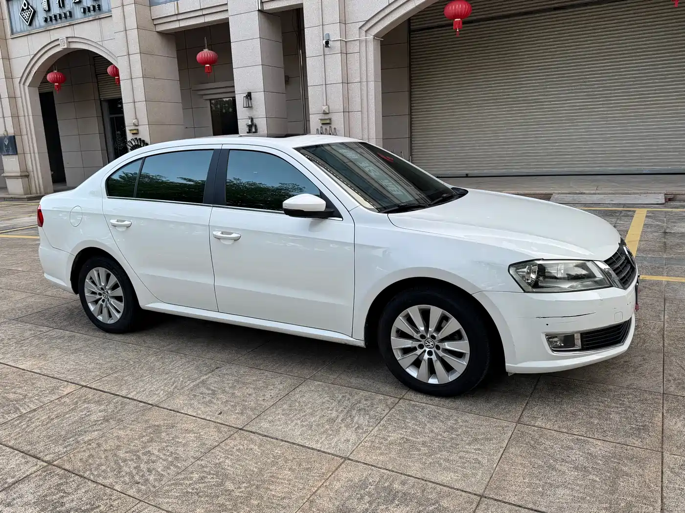 Volkswagen Lavida 2013 Facelift 1.4TSI DSG Comfort фото 3
