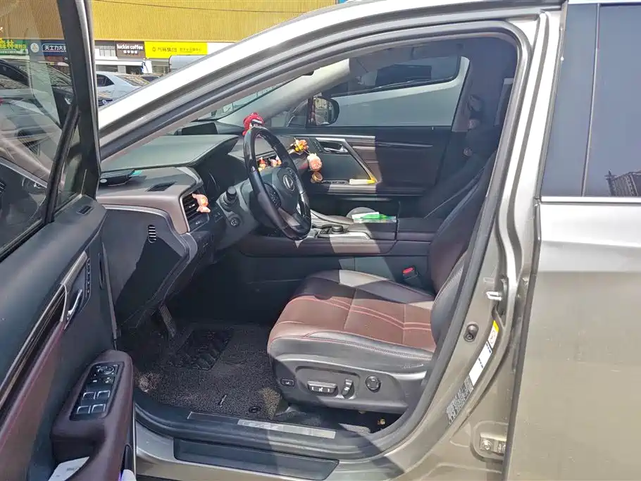 LEXUS RX
