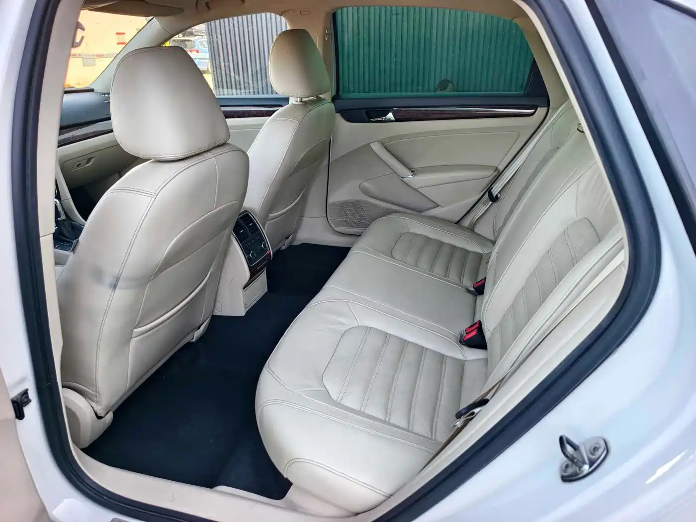 Volkswagen Passat 2013 1.8TSI DSG Yuzun фото 8
