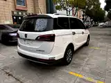 Photo 9 - Baojun 730