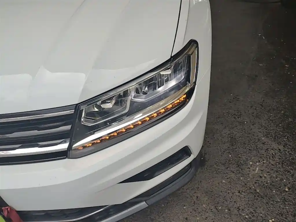 Volkswagen Tiguan 2018 330TSI 4WD Innovation Edition фото 24