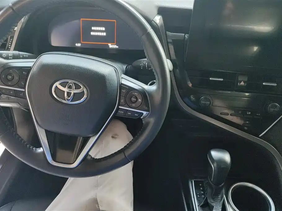 Toyota Camry 2021 2.5G Luxury Edition фото 12