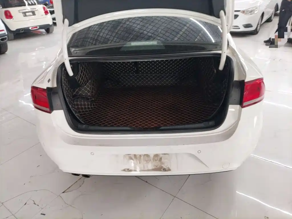 Volkswagen Lamando 2018 230TSI DSG Trend Edition фото 9