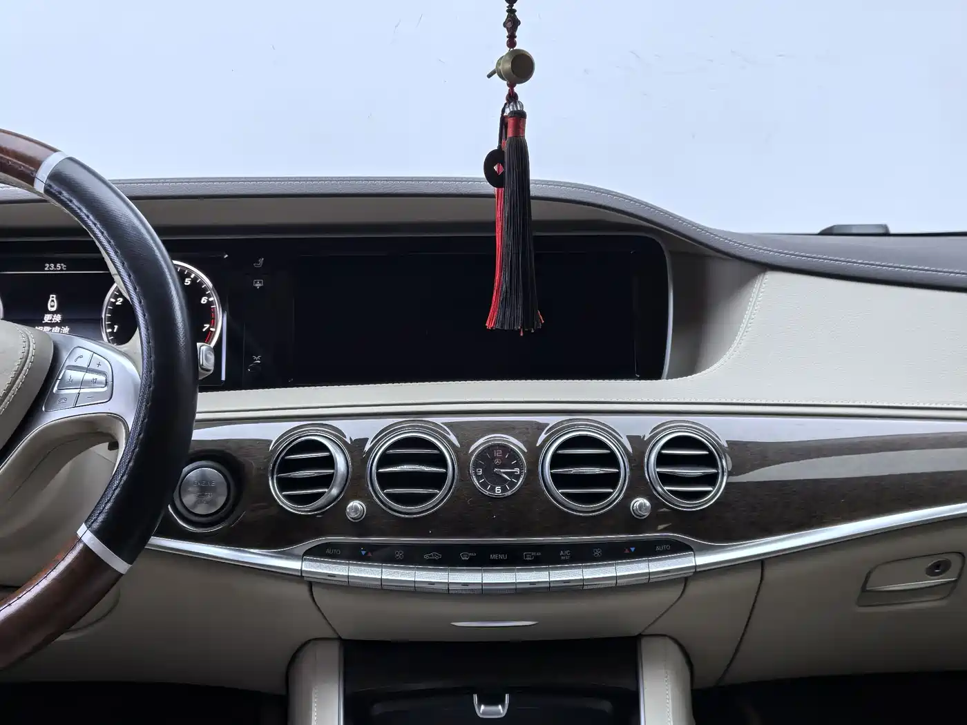 Mercedes-Benz S-Class 2016 S 320 L Business Edition фото 16