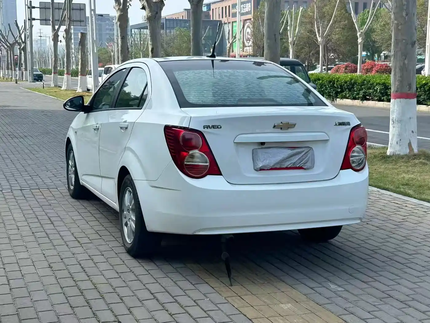 Chevrolet Aveo 2011 Sedan 1.4L AT SE фото 4