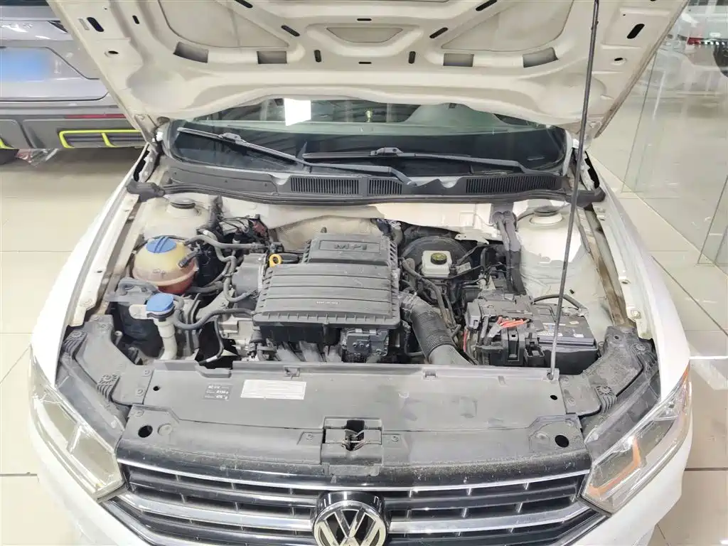 Volkswagen Bora 2018 1.5L Automatic Comfort фото 20
