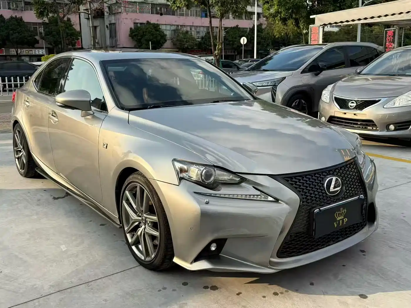 Lexus IS 2015 200t F SPORT фото 3