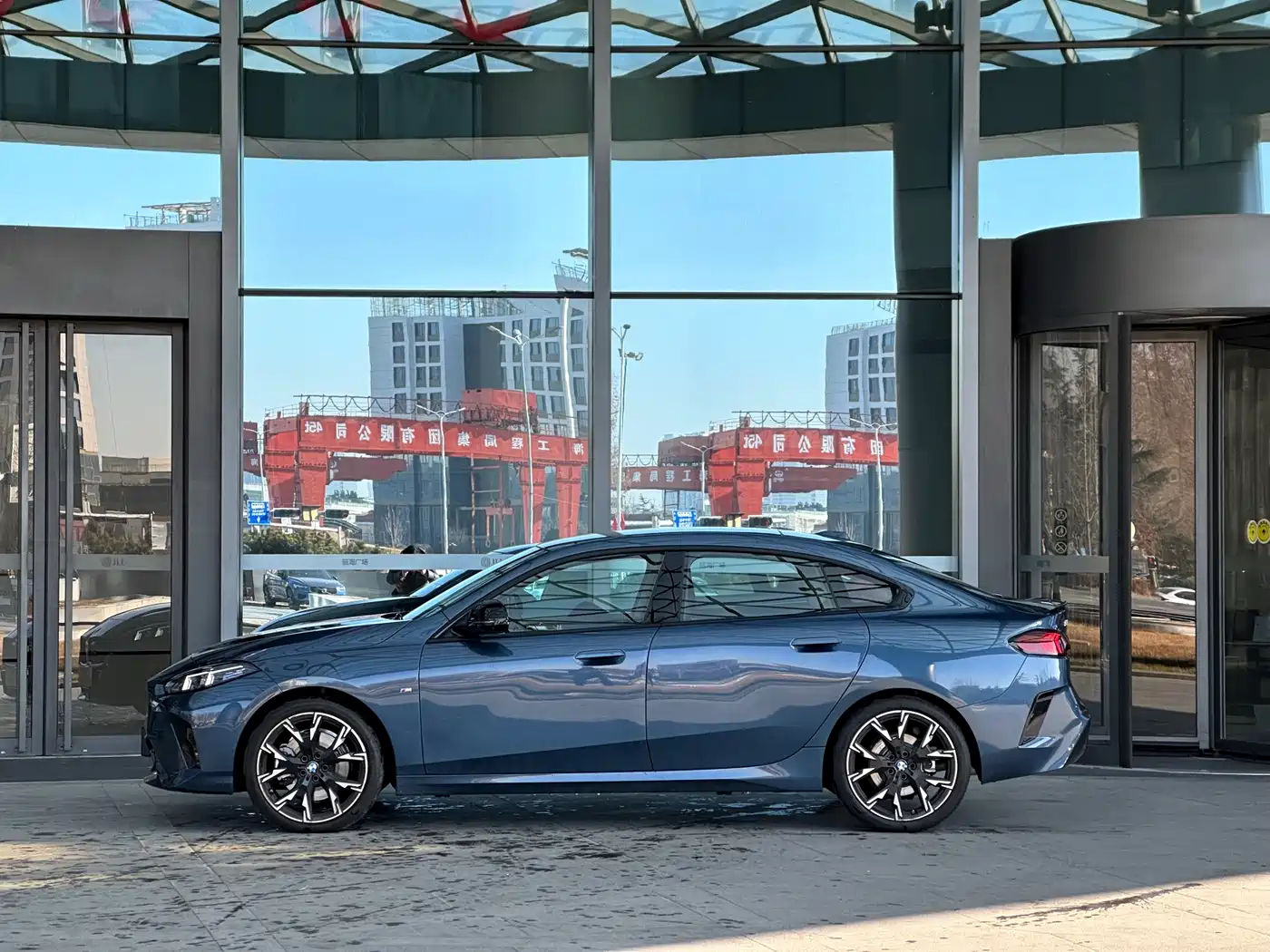 BMW 2 Series 2025 225L M Sport Moonlight Package фото 2