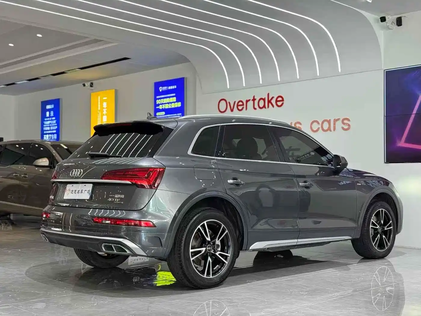 Audi Q5L 2022 40T Fashion Dynamic фото 6