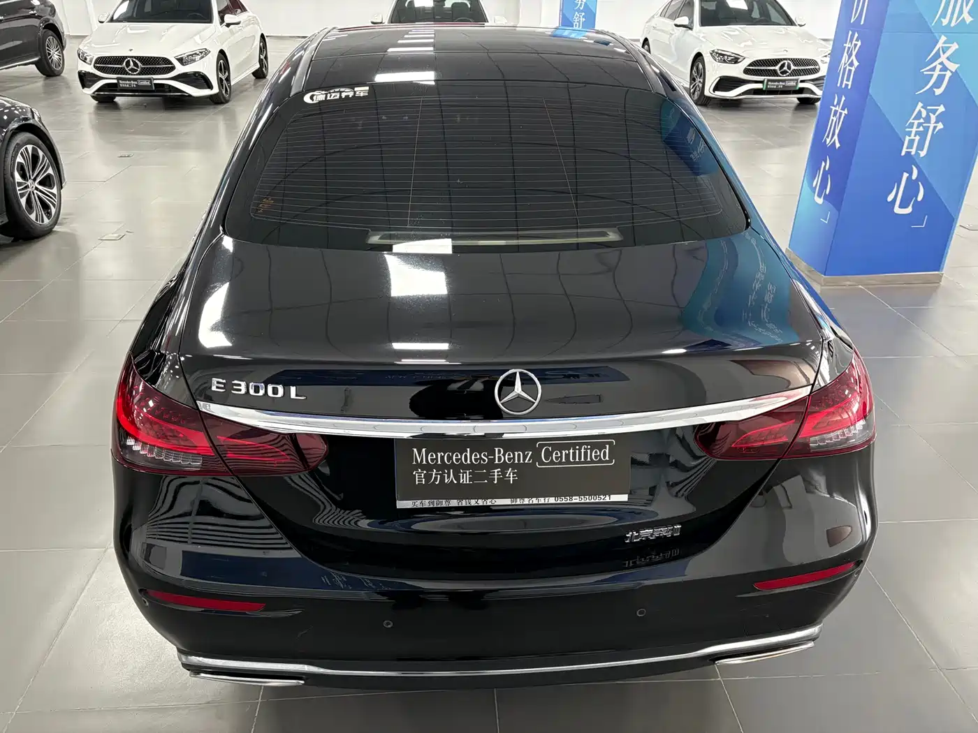 MERCEDES-BENZ E CLASS