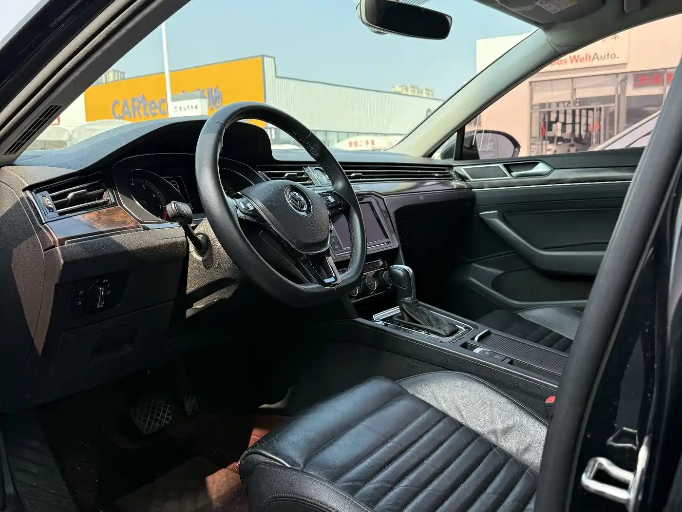 Volkswagen Magotan 2019 330TSI DSG Luxury Class China VI фото 6
