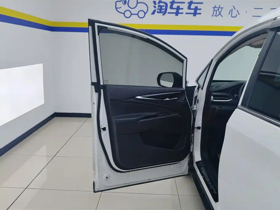SAIC Maxus Maxus G50 2019 1.3T Manual Elite Edition China VI фото 7