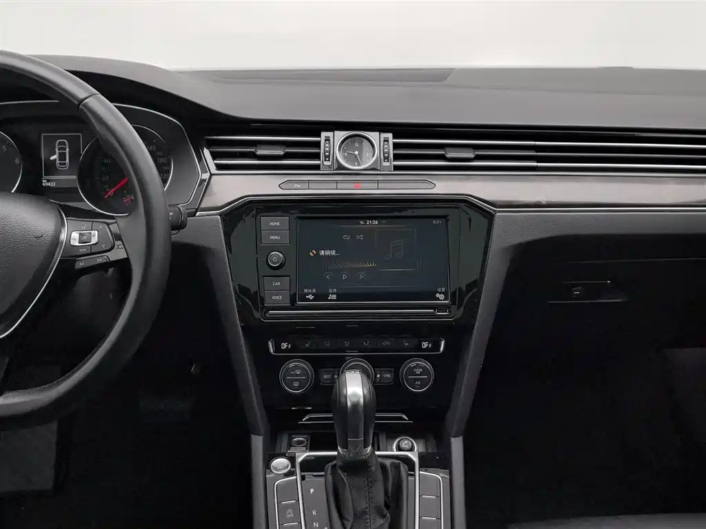 Volkswagen Magotan 2019 330TSI DSG Luxury Class China VI фото 12