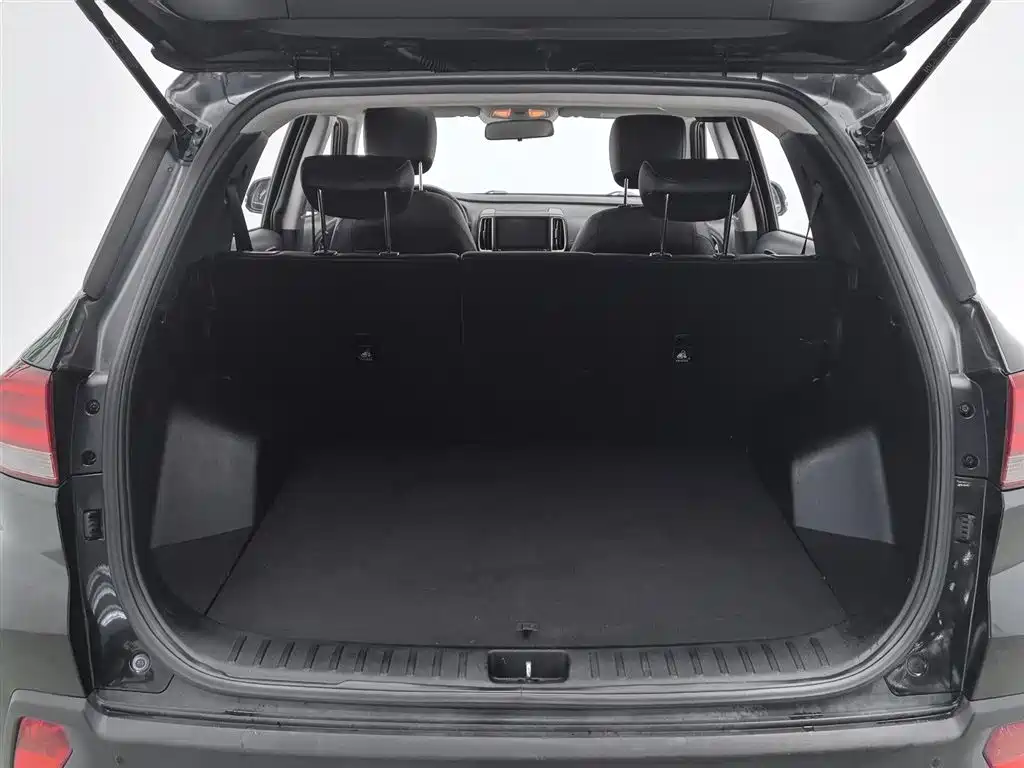 Hyundai Beijing Hyundai ix35 2020 2.0L Automatic 2WD Zhiyong·Changxiang Edition фото 16