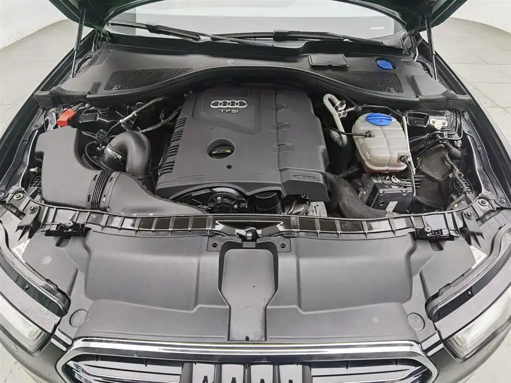 Audi A6L 2012 TFSI Standard фото 6