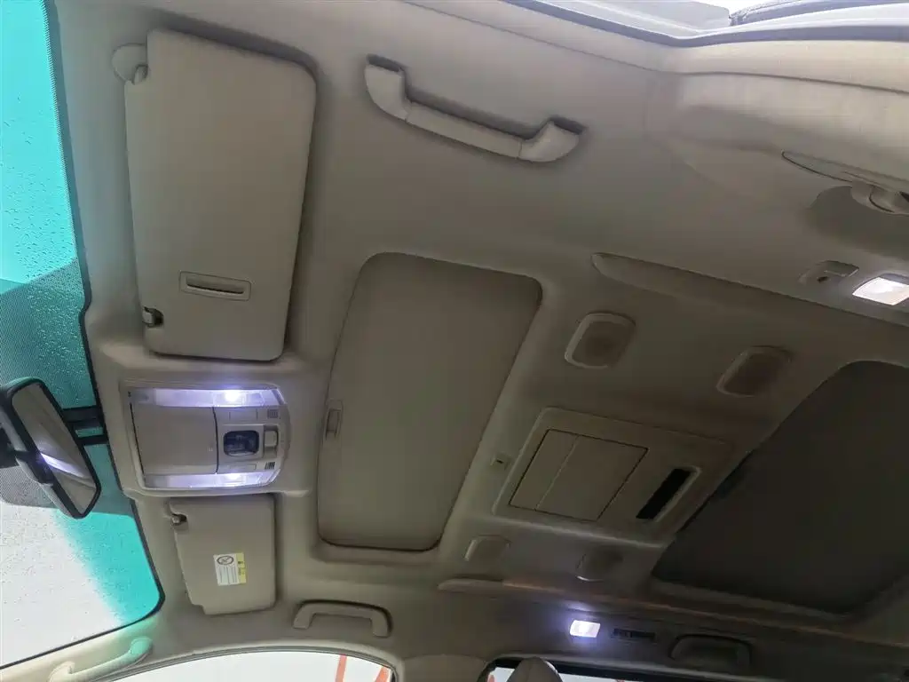 Toyota Alphard 2012 3.5L Luxury Edition фото 14