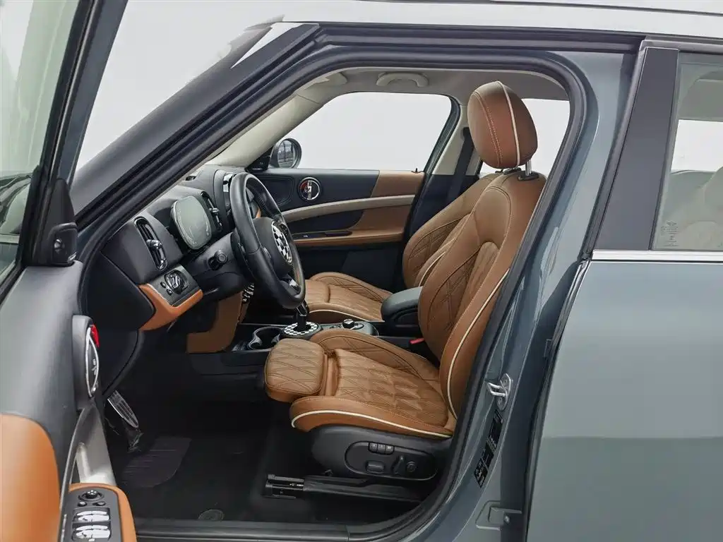 MINI COUNTRYMAN 2022 2.0T COOPER S ALL4 фото 10