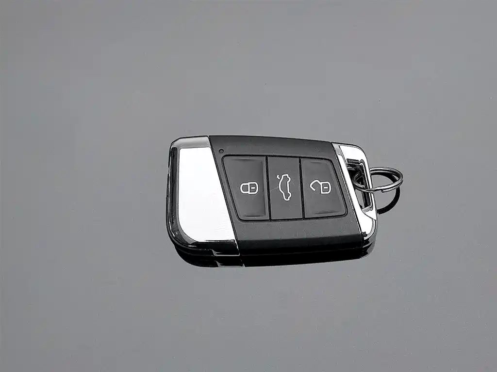 Volkswagen Magotan 2023 Model 2 Million Commemorative Edition 330TSI DSG Luxury фото 19
