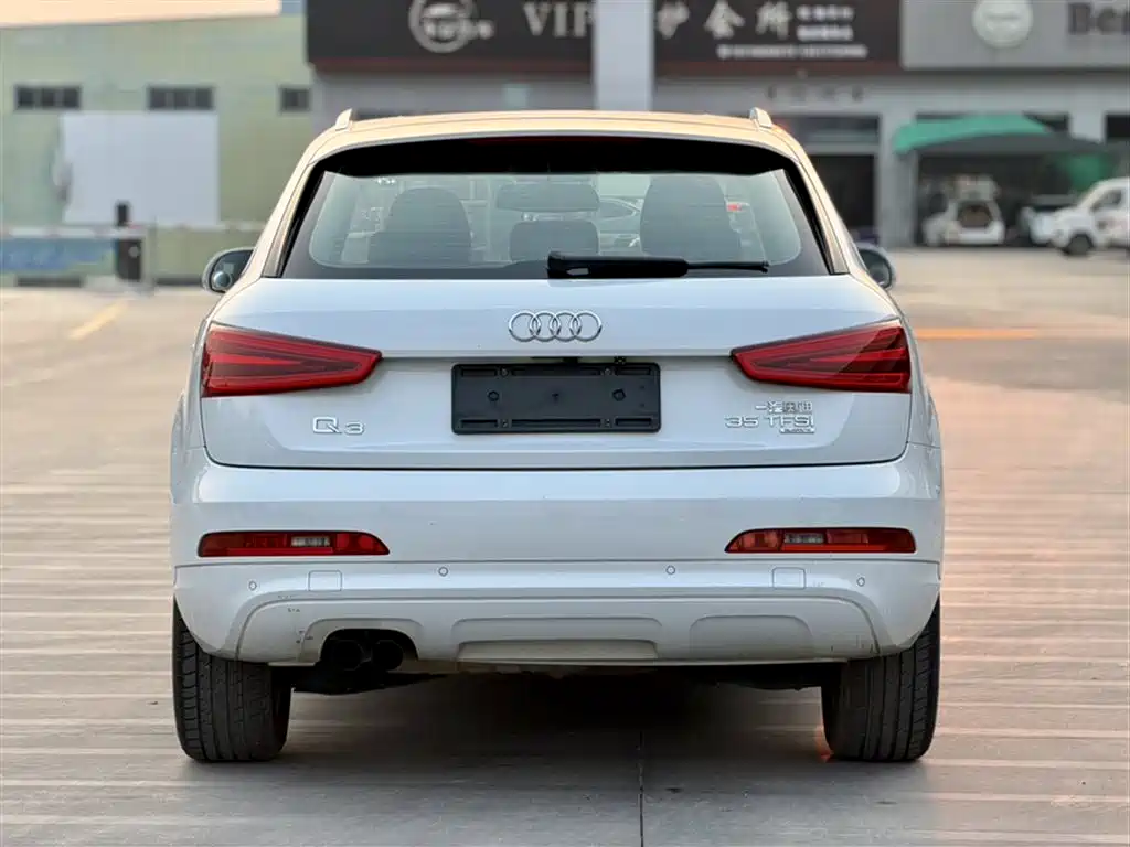 Audi Q3 2013 35 TFSI quattro Technology фото 24