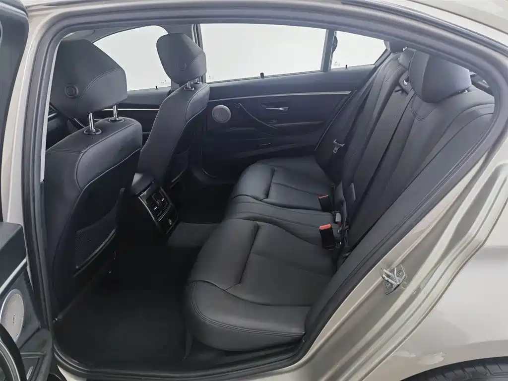 BMW 3 Series 2017 320Li Fashion фото 15