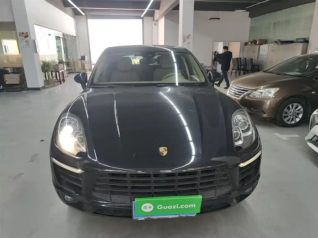 Porsche Macan 2017 Macan 2.0T фото 3